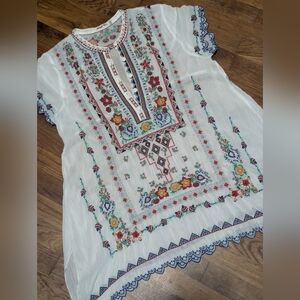 JOHNNY WAS Liesse EMBROIDERED Tunic Top SZ M